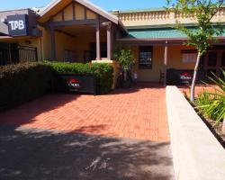 Dongara Hotel Motel