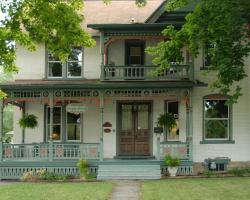 Victorian Loft Bed and Breakfast