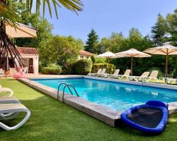 Résidence Miro, gîtes climatisés avec piscine et tennis