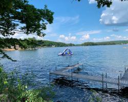 Anchorage at the Lake