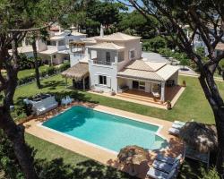 Villa Sunset,sleeps 9,heatable pool,walk to marina