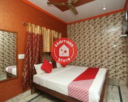 OYO 18641 Hotel Rashmi