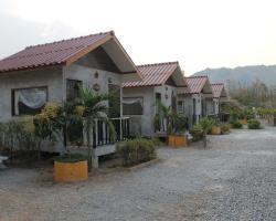 บ้านสวน เชซ์ป้อม