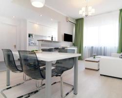 Deluxe 2 bedrooms Apartment University Square