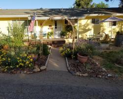 Yosemite Plaisance Bed & Breakfast