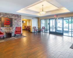 Red Roof Inn PLUS + Phoenix West