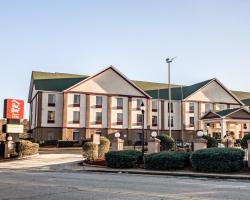 Red Roof PLUS+ & Suites Atlanta Airport South