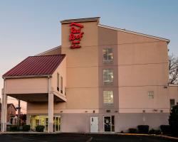 Red Roof Inn & Suites Philadelphia - Bellmawr
