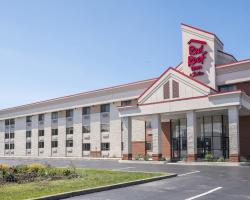 Red Roof Inn & Suites Cleveland - Elyria