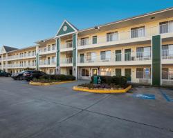 HomeTowne Studios by Red Roof Lake Charles - Sulphur