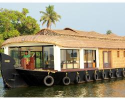 Lavender Luxury Houseboat