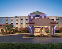 Holiday Inn Express Hotel & Suites Lavonia, an IHG Hotel