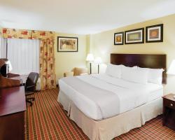 La Quinta Inn & Suites Pittsburgh North