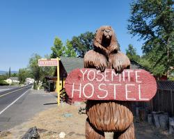 Yosemite International Hostel