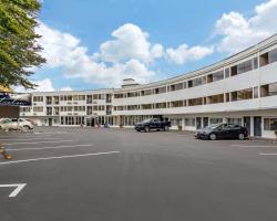 Hotel Penticton, Independent