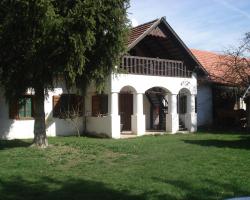 Szép Tanya