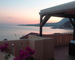 Asterias Studios & Apartments