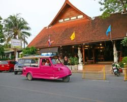 Tony's Place Ayutthaya