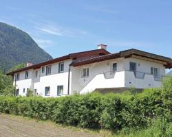 Cozy Chalet with Balcony in Imst