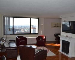 West End 30th Floor Luxury One Bedroom Apartment