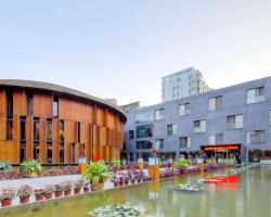China Community Culture & Art Hotel