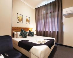 Sydney Crecy Hotel