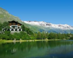 Chalet Sul Lago Hotel In Montagna