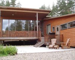 Kuoreksenniemi Villas & Lakehouse