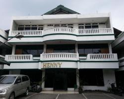 Henny Executive Homestay