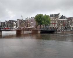 Rembrandt Square Boat