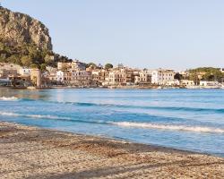 La sirena sul mare di Mondello