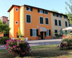 Bed & Breakfast Lucca Fora