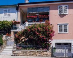 Apartments Lucio 399