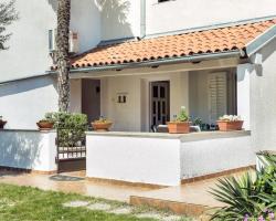 Apartment Dorjan Karmelo