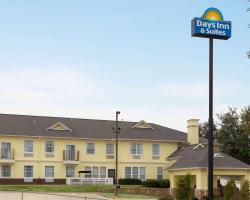 Days Inn & Suites by Wyndham DFW Airport South-Euless