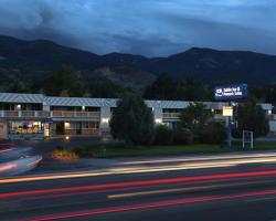 Salida Inn & Monarch Suites