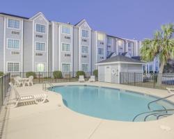 Microtel Inn & Suites by Wyndham Gulf Shores