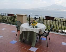 Ancelle Sorrento - Casa d'Accoglienza