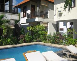 Lucky Paradise Bungalows on The Beach