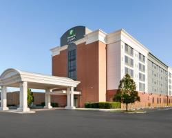 Holiday Inn Express Hotel & Suites Norfolk Airport, an IHG Hotel