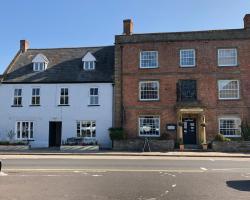 The Ilchester Arms Hotel, Ilchester Somerset