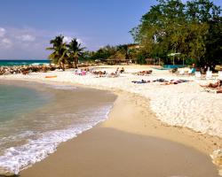 Carib Beach Apartments, Negril