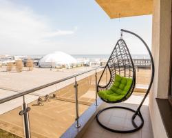 Summerland Sea-View Luxury Apartment