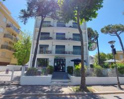 Hotel Senza Pensieri Riccione