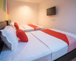 OYO 90281 Hotel Taj seksyen 13