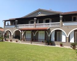 Babis Apartments & Studios Iremia