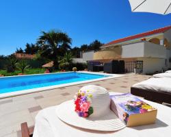 Villa Vanilla with Heated Pool