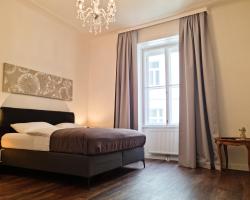Pension Mozart - Newly Renovated
