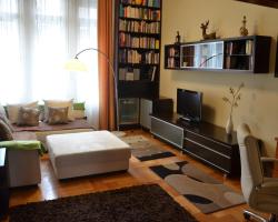 Central Luxury Apartment