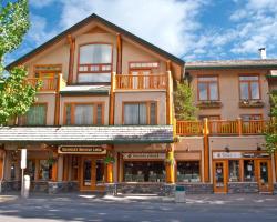 Brewster Mountain Lodge